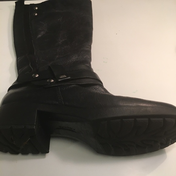 Earth Boots Black Size 8B - Picture 3 of 8